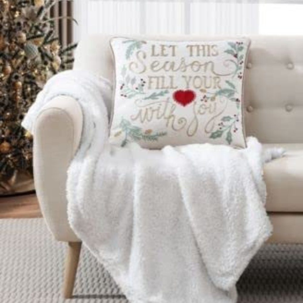 *CLOSE OUT*  Lacourte Season of Joy  Decor Pillow - 1T83 - NEW